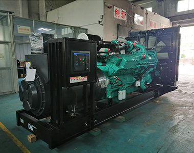 hy3380cc海洋之神1200KW/400V陆用发电机应用于某房地产项目
